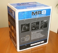 Mackie MR8