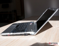 Sony VAIO VPCYB1S1E/S