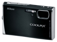 Nikon - 7.2MP Digital Camera, Coolpix
