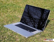 Apple MacBook Pro 17” – 2,2 GHz