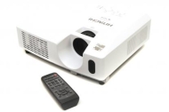 Hitachi CP-X 2510