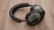 Bowers &amp; Wilkins PX8