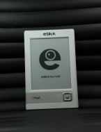 Foxit eSlick - eBook reader - Linux - RAM: 512 MB - Flash: 2 GB - 6&quot; E Ink ( 800 x 600 )