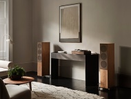 KEF R7 Meta