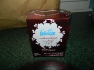 Febreze limited edition cranberries &amp; frost 3.5 oz candle