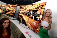 LG and Samsung unveil flexible TVs that can be curved or flat