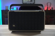 JBL Authentics 300