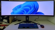 Gigabyte Aorus CO49DQ
