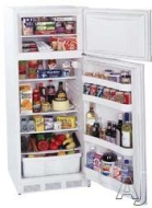 Summit Freestanding Top Freezer Refrigerator CP133