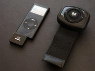 Monster&#039;s iEZClick wireless RF remote for iPod